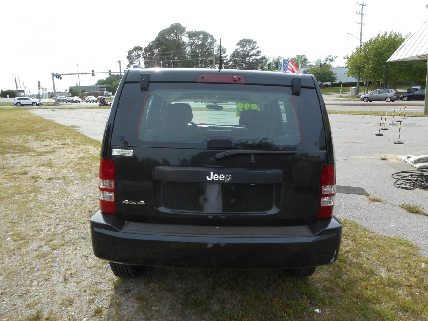 2012 Green Jeep Liberty (1C4PJMAK7CW) , located at 2553 Airline Blvd, Portsmouth, VA, 23701, (757) 488-8331, 36.813889, -76.357597 - ***VEHICLE TERMS*** Down Payment: $999 Weekly Payment: $100 APR: 23.9% Repayment Terms: 42 Months *** CALL ELIZABETH SMITH - DIRECTOR OF MARKETING @ 757-488-8331 TO SCHEDULE YOUR APPOINTMENT TODAY AND GET PRE-APPROVED RIGHT OVER THE PHONE*** - Photo#6